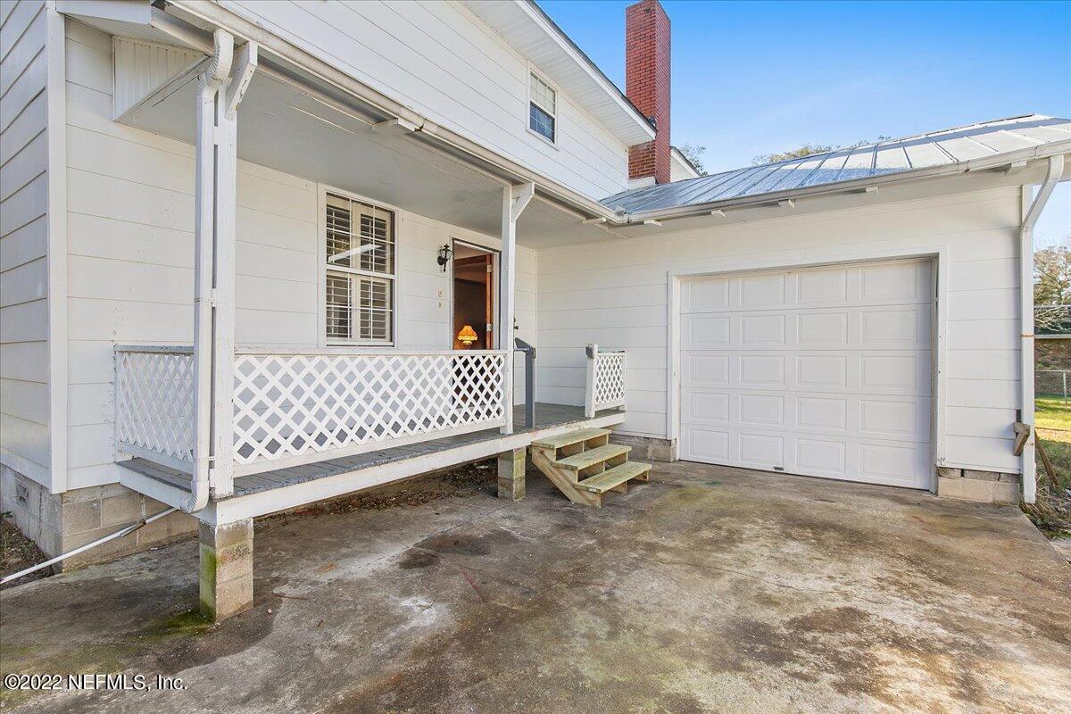 1939 Orange Picker Road Jacksonville, FL 32223 - Photo 27 of 30 27-Back Porch