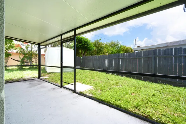 $399,000 | 1314 South B Street, Lake Worth Beach, FL 33460