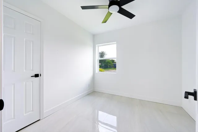 $399,000 | 1314 South B Street, Lake Worth Beach, FL 33460