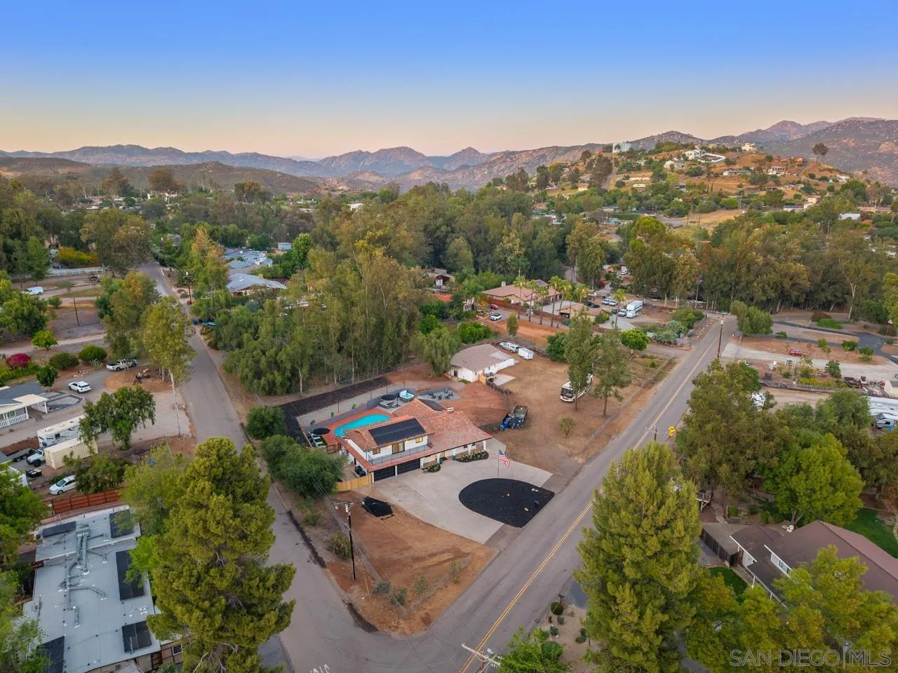 11410 Manzanita Road Lakeside, CA 92040 - Photo 47 of 49 Gallery Image 47