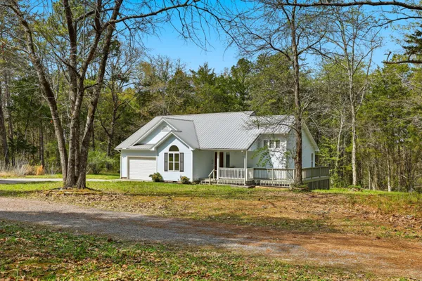 $300,000 | 1544 Lamontville Road, Decatur, TN 37322