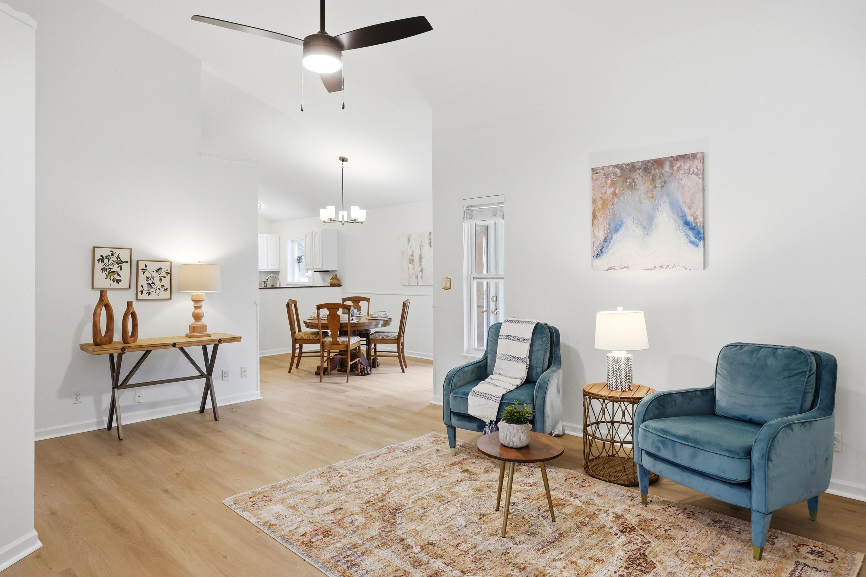 1544 Lamontville Road Decatur, TN 37322 - Photo 11 of 31 Living Room