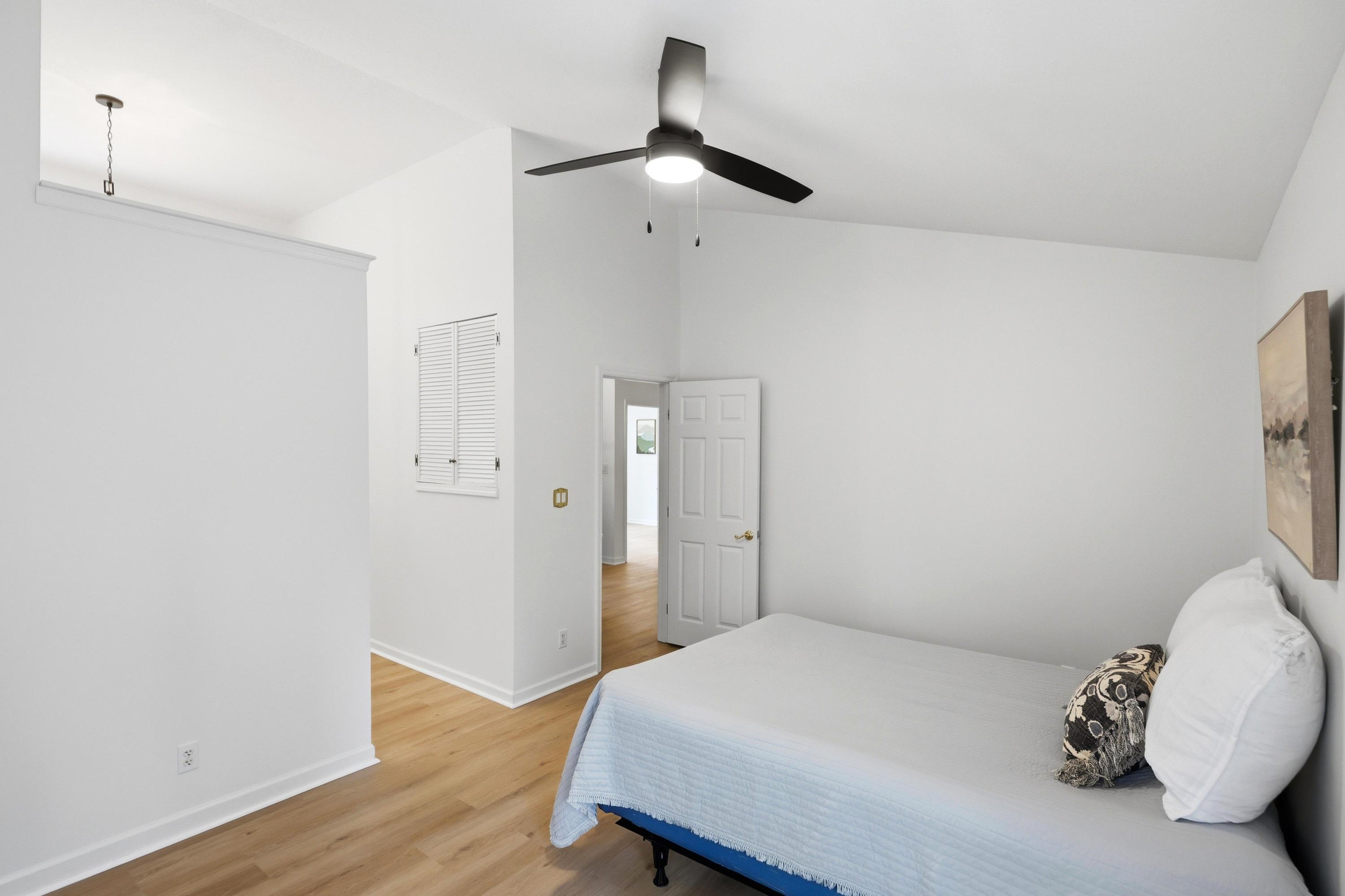 1544 Lamontville Road Decatur, TN 37322 - Photo 21 of 31 Primary Suite on Main level