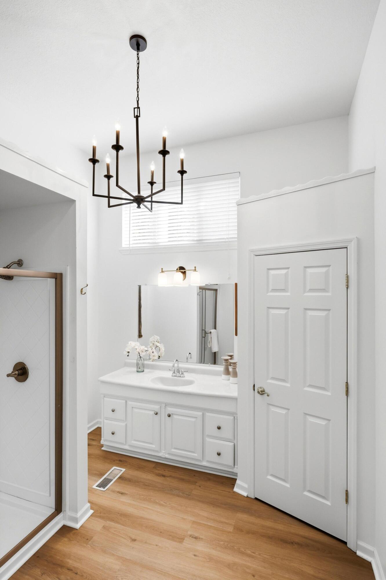 1544 Lamontville Road Decatur, TN 37322 - Photo 23 of 31 Primary Bath