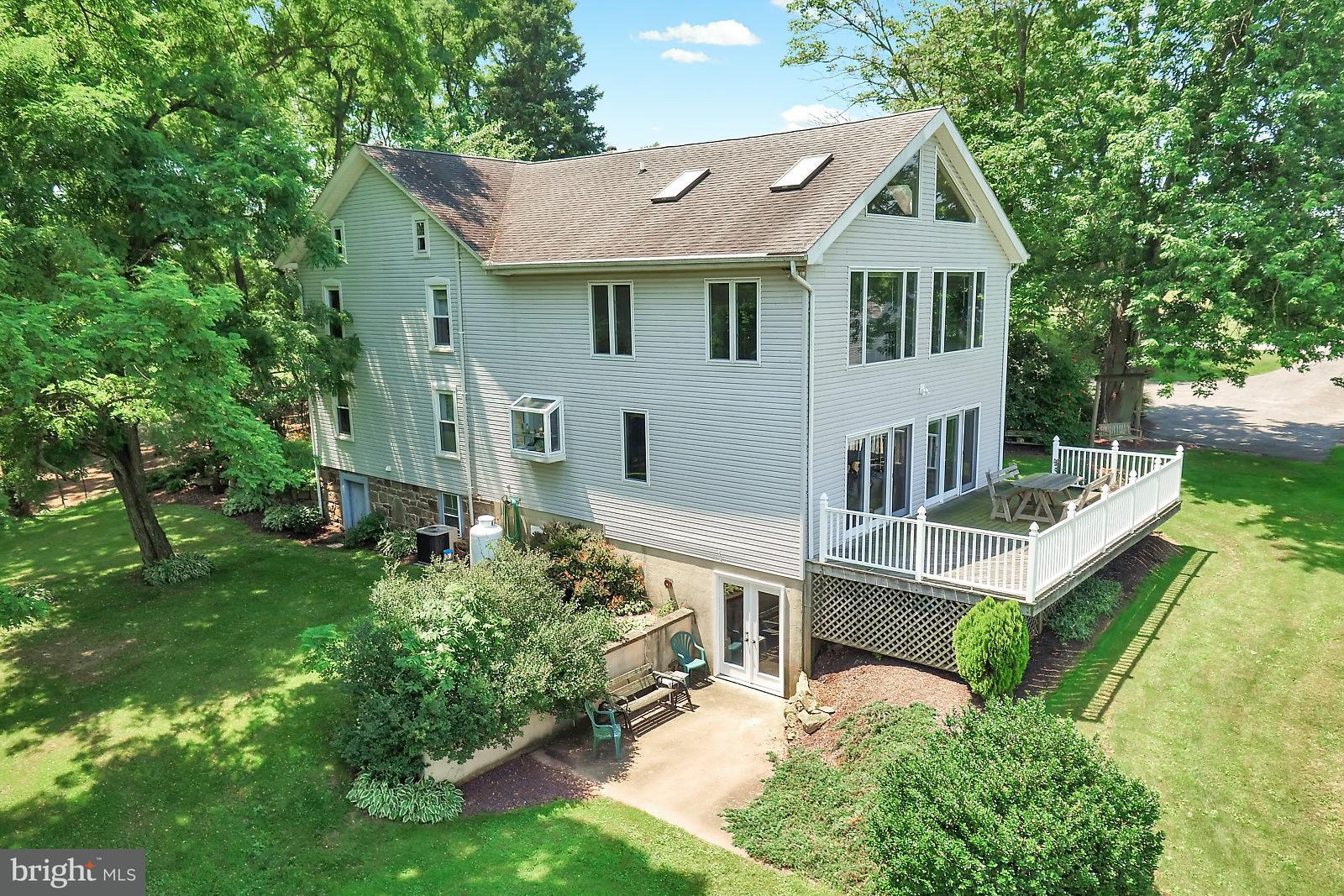 4571 Admire Road Thomasville, PA 17364 - Photo 12 of 55 Gallery Image 12