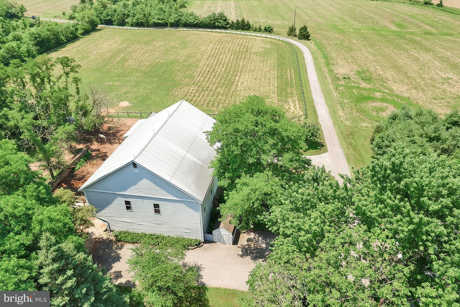 4571 Admire Road Thomasville, PA 17364 - Photo 13 of 55 Gallery Image 13