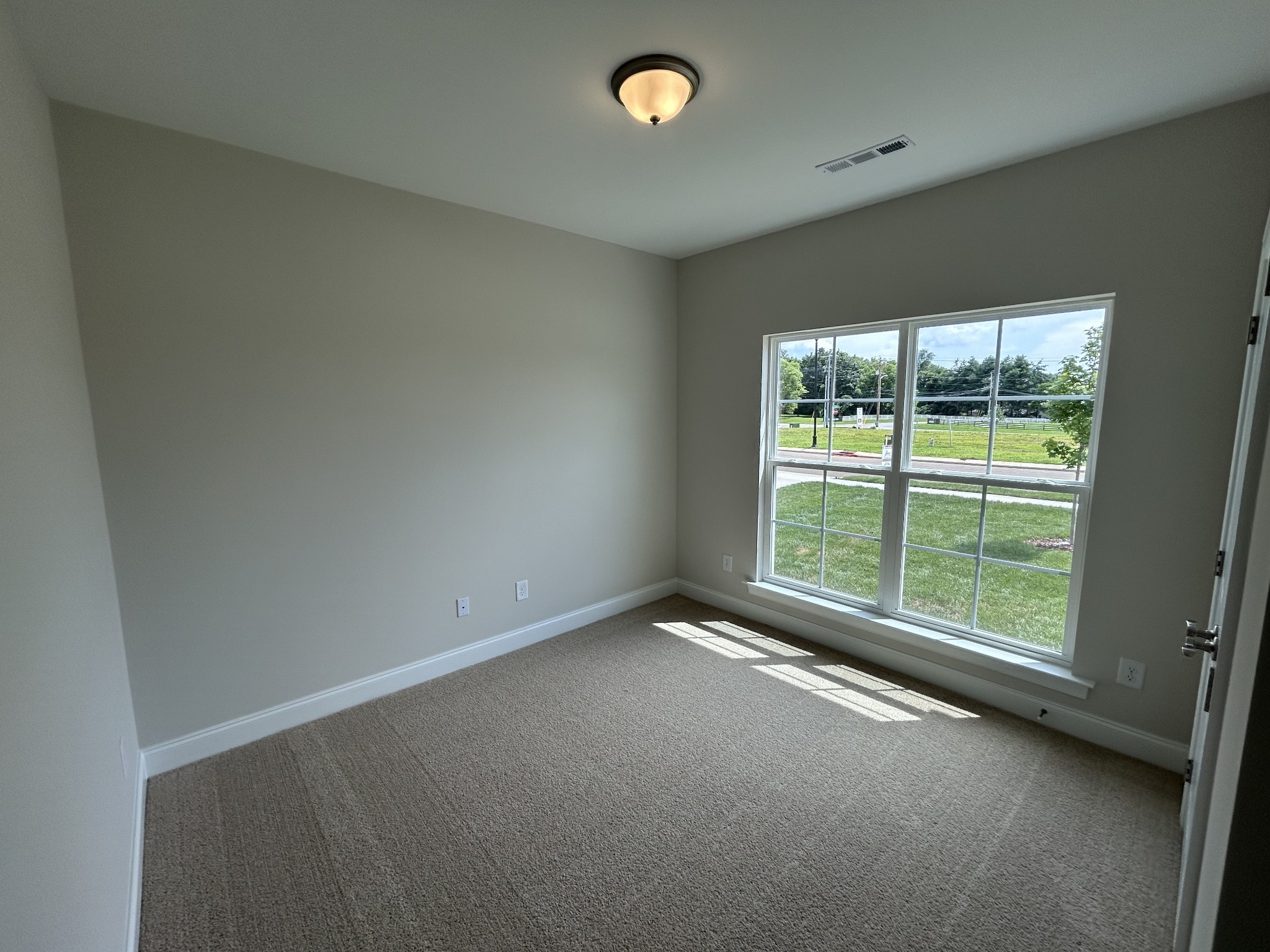 6502 Ripple Ridge Columbia, TN 38401 - Photo 33 of 52 an empty room with a window