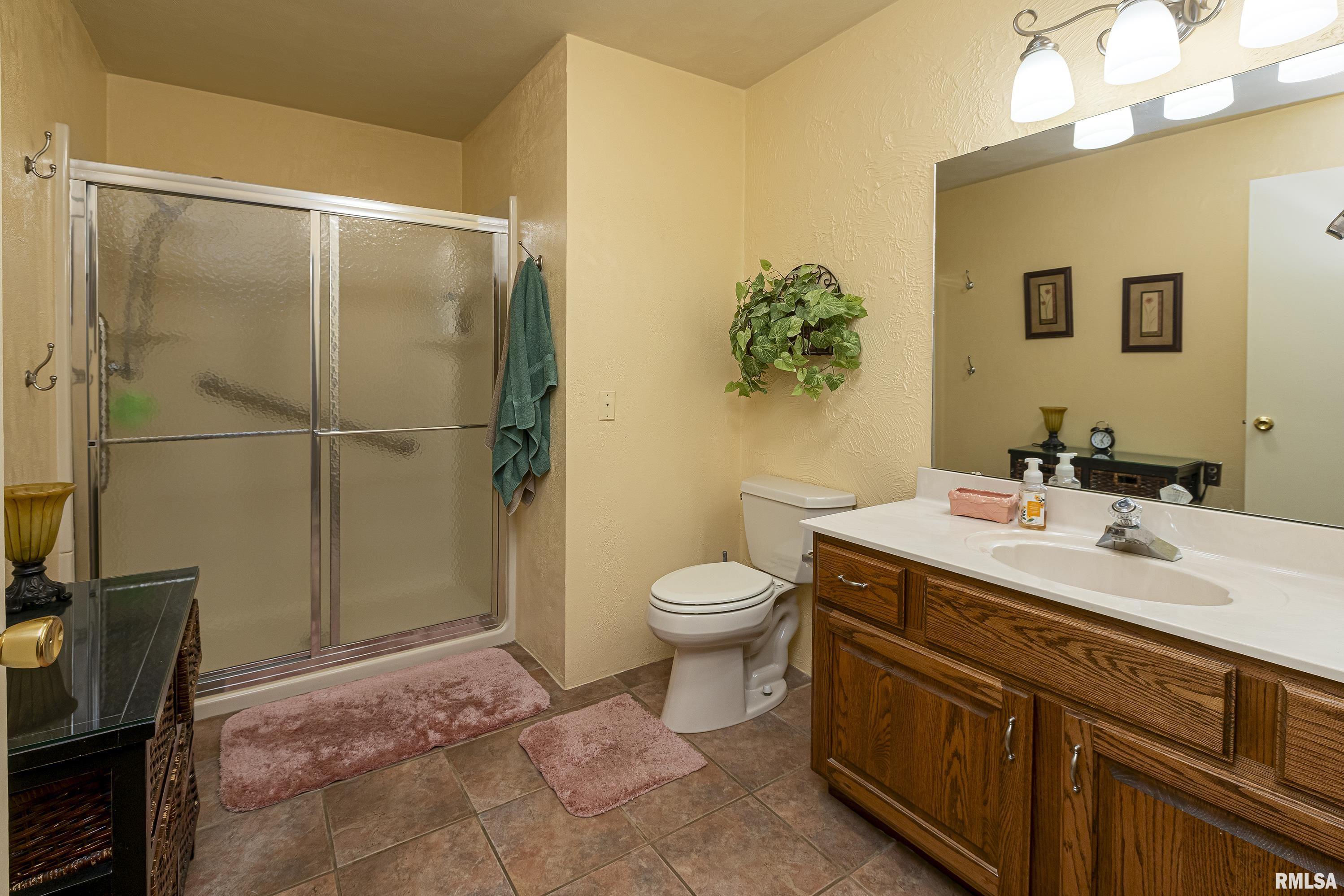 104 Philip Road Christopher, IL 62822 - Photo 18 of 31 Gallery Image 18