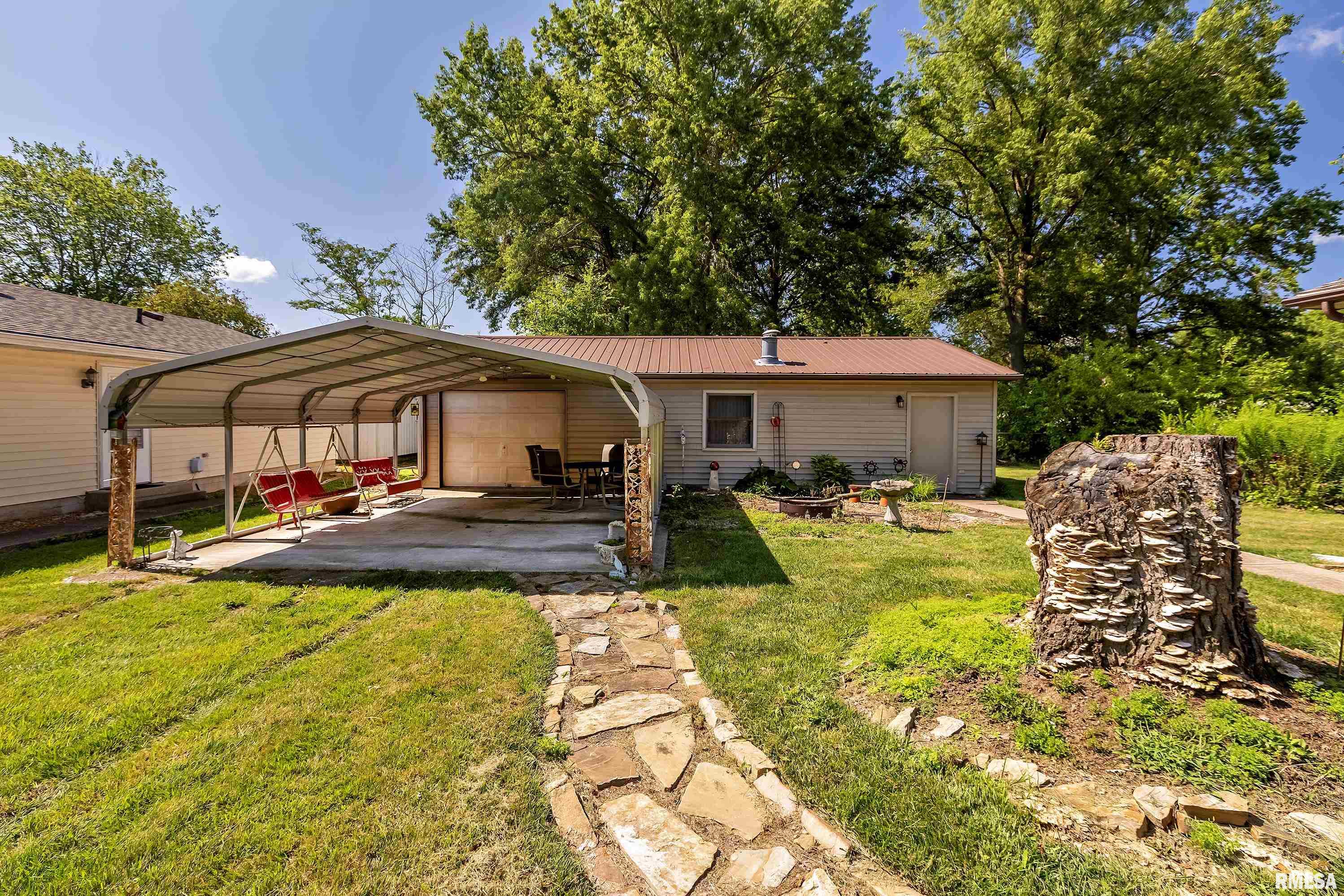 104 Philip Road Christopher, IL 62822 - Photo 23 of 31 Gallery Image 23