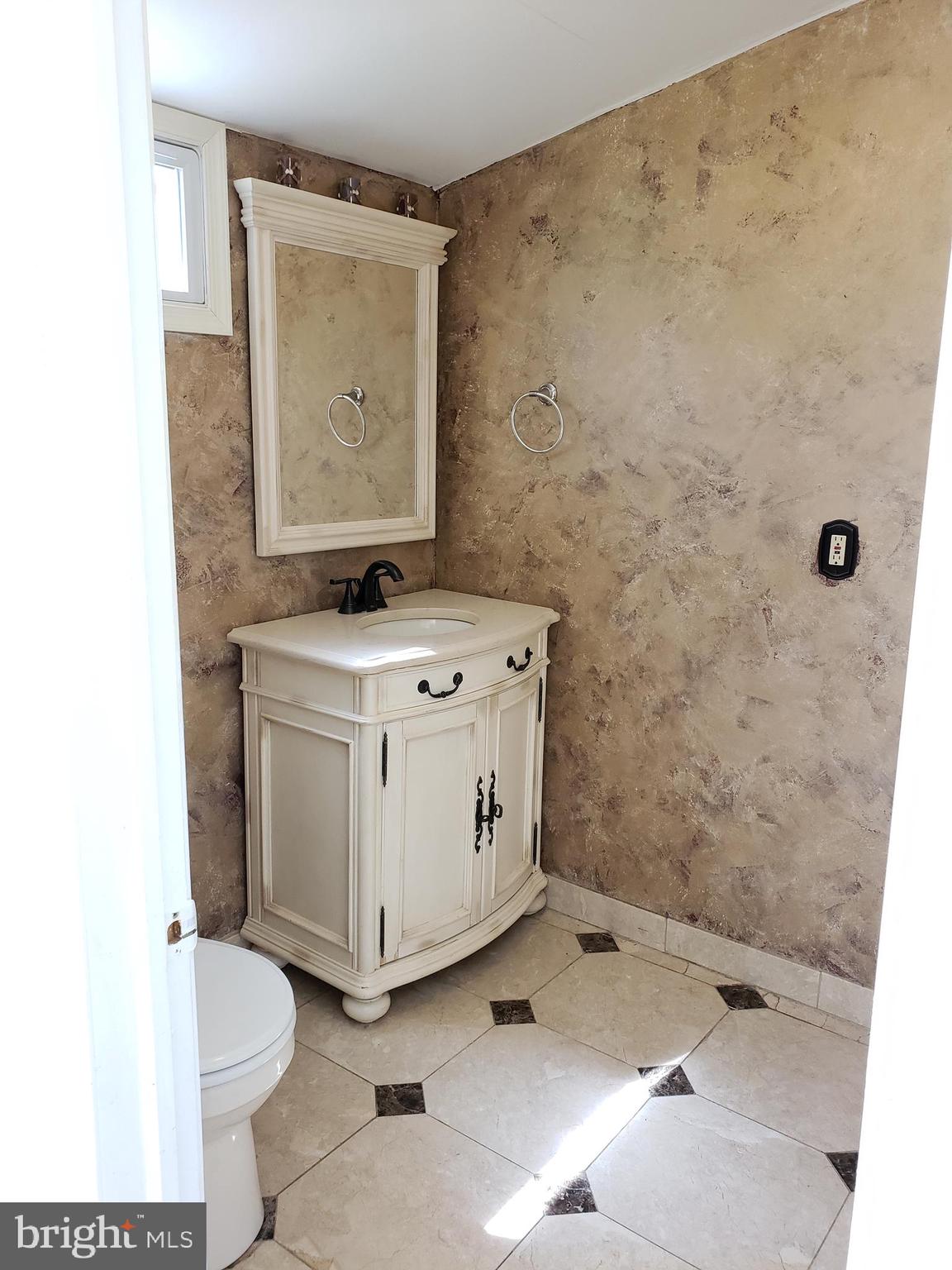 1610 Daws Road Blue Bell, PA 19422 - Photo 12 of 42 Powder Room off Family Room