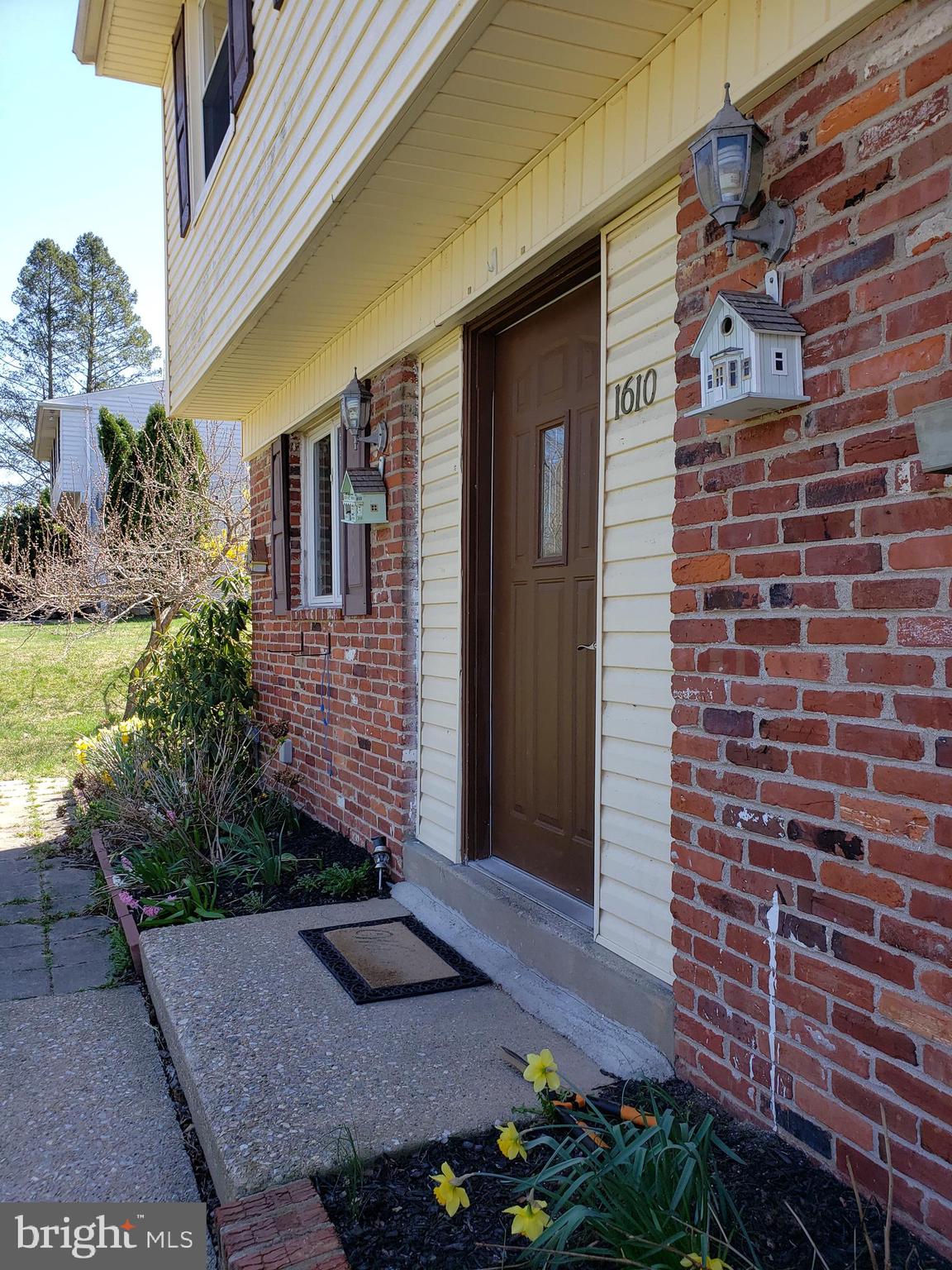 1610 Daws Road Blue Bell, PA 19422 - Photo 5 of 42 Front Door