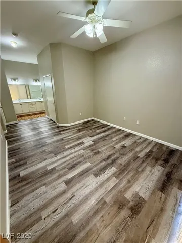$1,600 | 10245 South Maryland Parkway, Unit 2213, Las Vegas, NV 89183