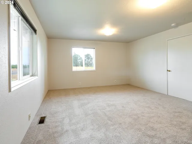 $1,475,000 | 29474 South S Highway, Canby, OR 97013