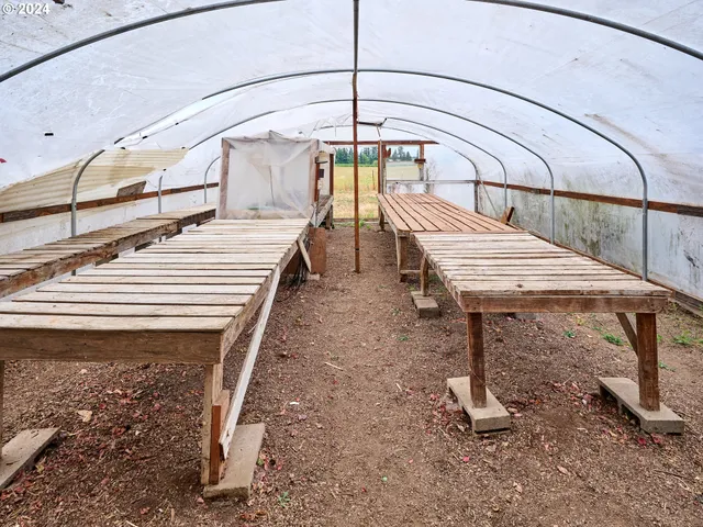 $1,475,000 | 29474 South S Highway, Canby, OR 97013