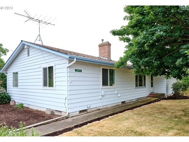 $1,475,000 | 29474 South S Highway, Canby, OR 97013