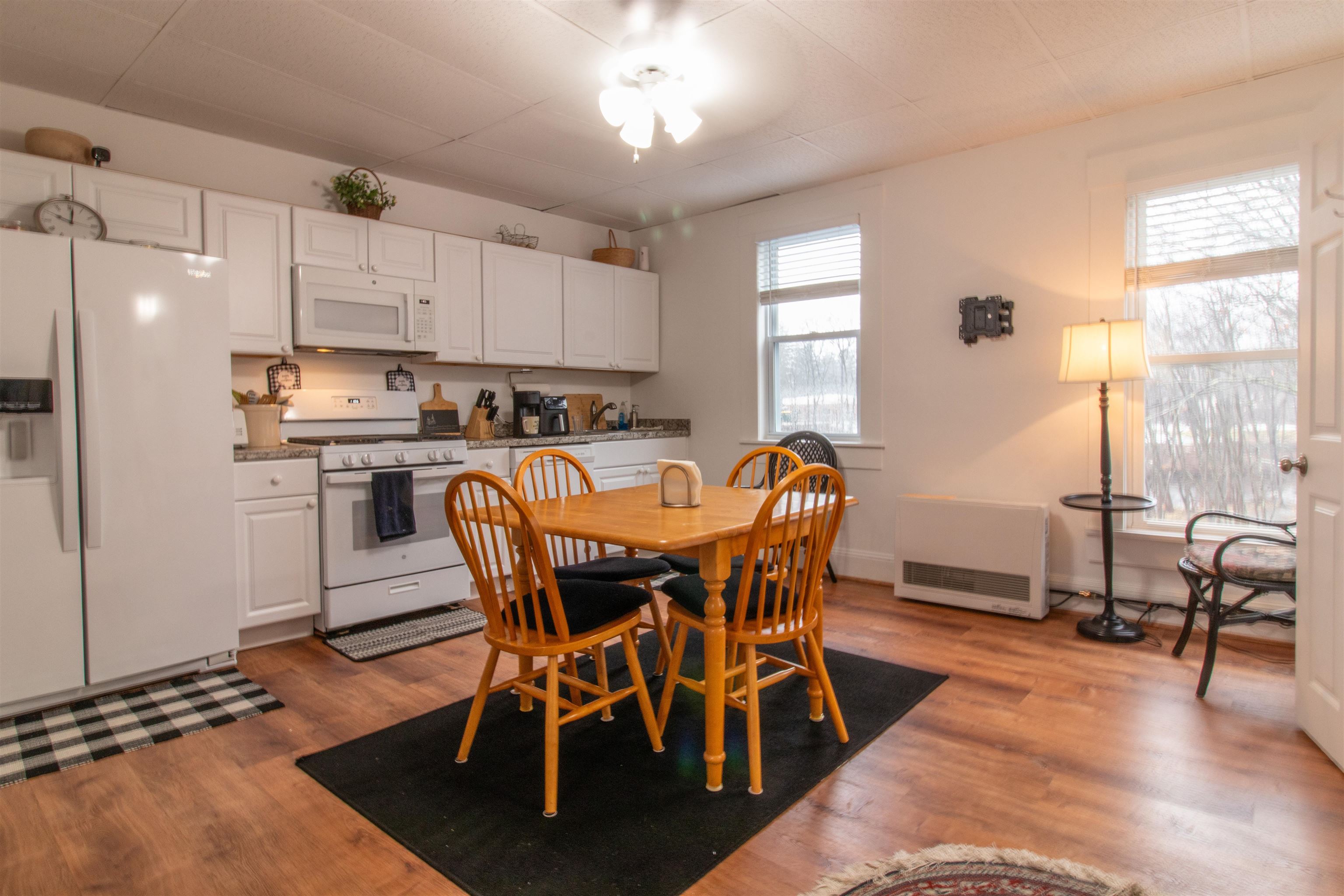 111 Union Square Milford, NH 03055 - Photo 7 of 28