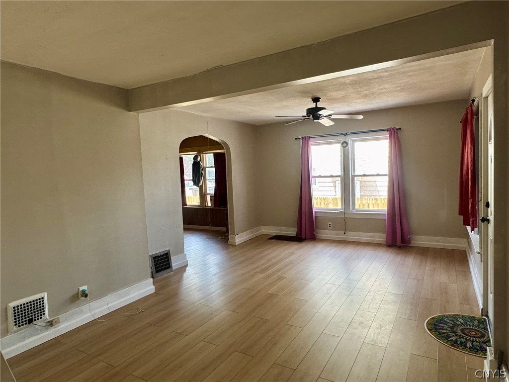 119 Merrill Street Syracuse, NY 13208 - Photo 9 of 43