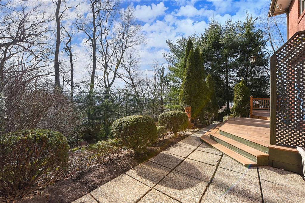 6913 Merton Road Pittsburgh, PA 15202 - Photo 40 of 48 a view of yard with patio