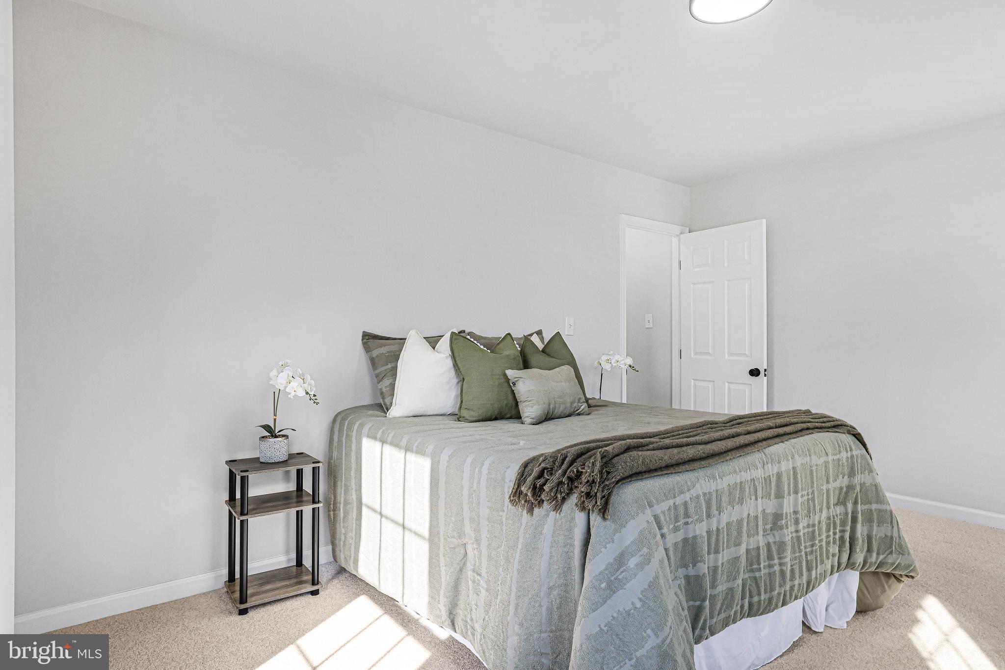 106 4th Avenue Baltimore, MD 21227 - Photo 13 of 31