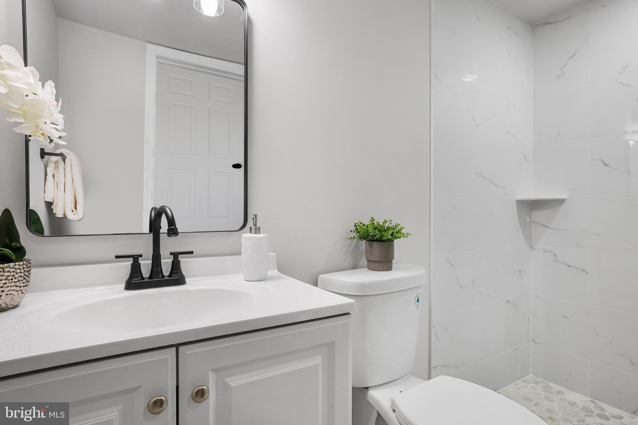 106 4th Avenue Baltimore, MD 21227 - Photo 24 of 31