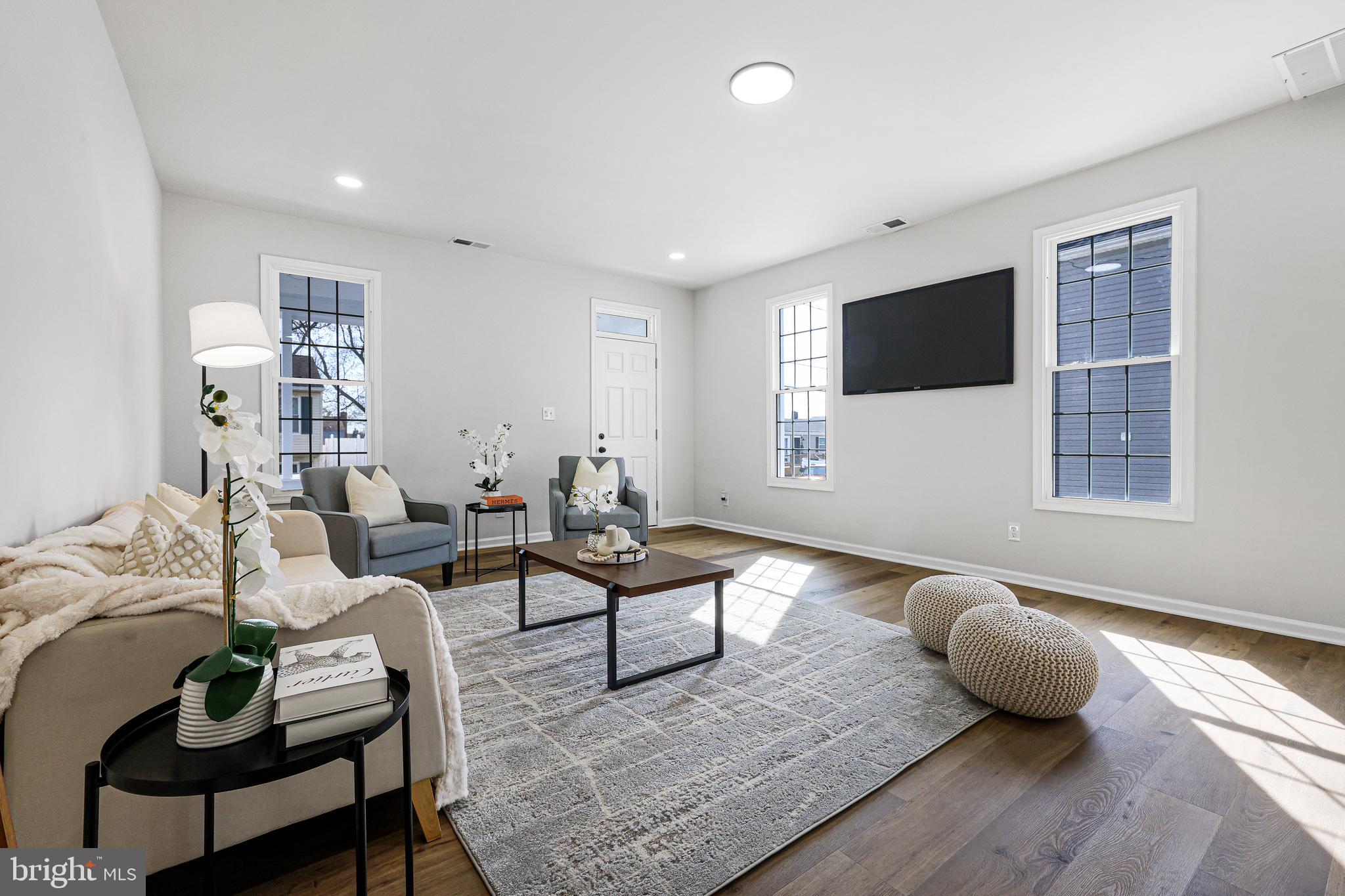 106 4th Avenue Baltimore, MD 21227 - Photo 8 of 31