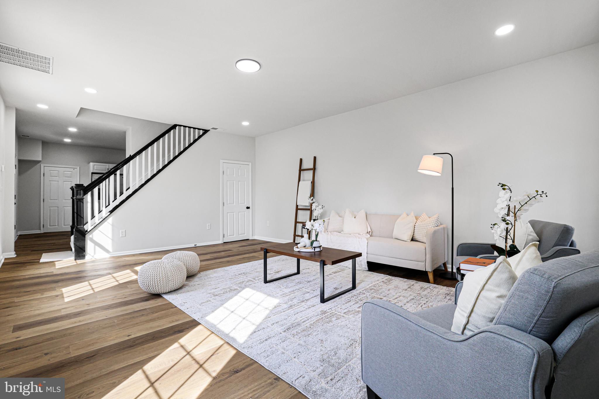 106 4th Avenue Baltimore, MD 21227 - Photo 10 of 31
