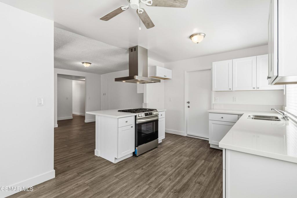 5735 Katherine Street Simi Valley, CA 93063 - Photo 14 of 30