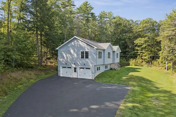 $469,900 | 48 St Pierre Drive, Sidney, ME 04330