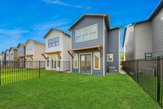 $2,350 | 6320 Milwee Street, Unit B, Houston, TX 77092