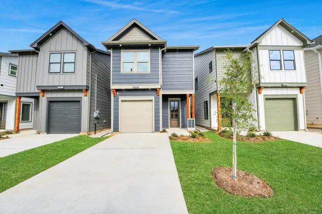 $2,350 | 6320 Milwee Street, Unit B, Houston, TX 77092