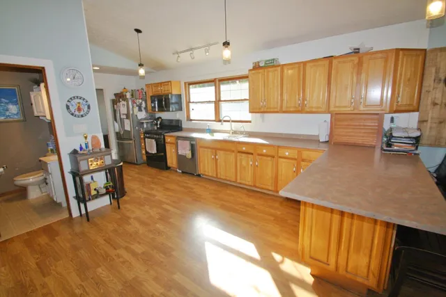 $599,900 | 7717 North Hogan Road, Aurora, IN 47001