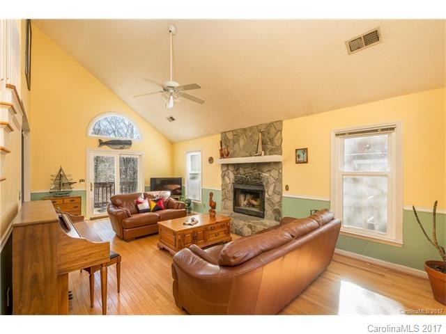 9082 Tulagi Court, Unit 82 Tega Cay, SC 29708 - Photo 6 of 15 Gallery Image 6