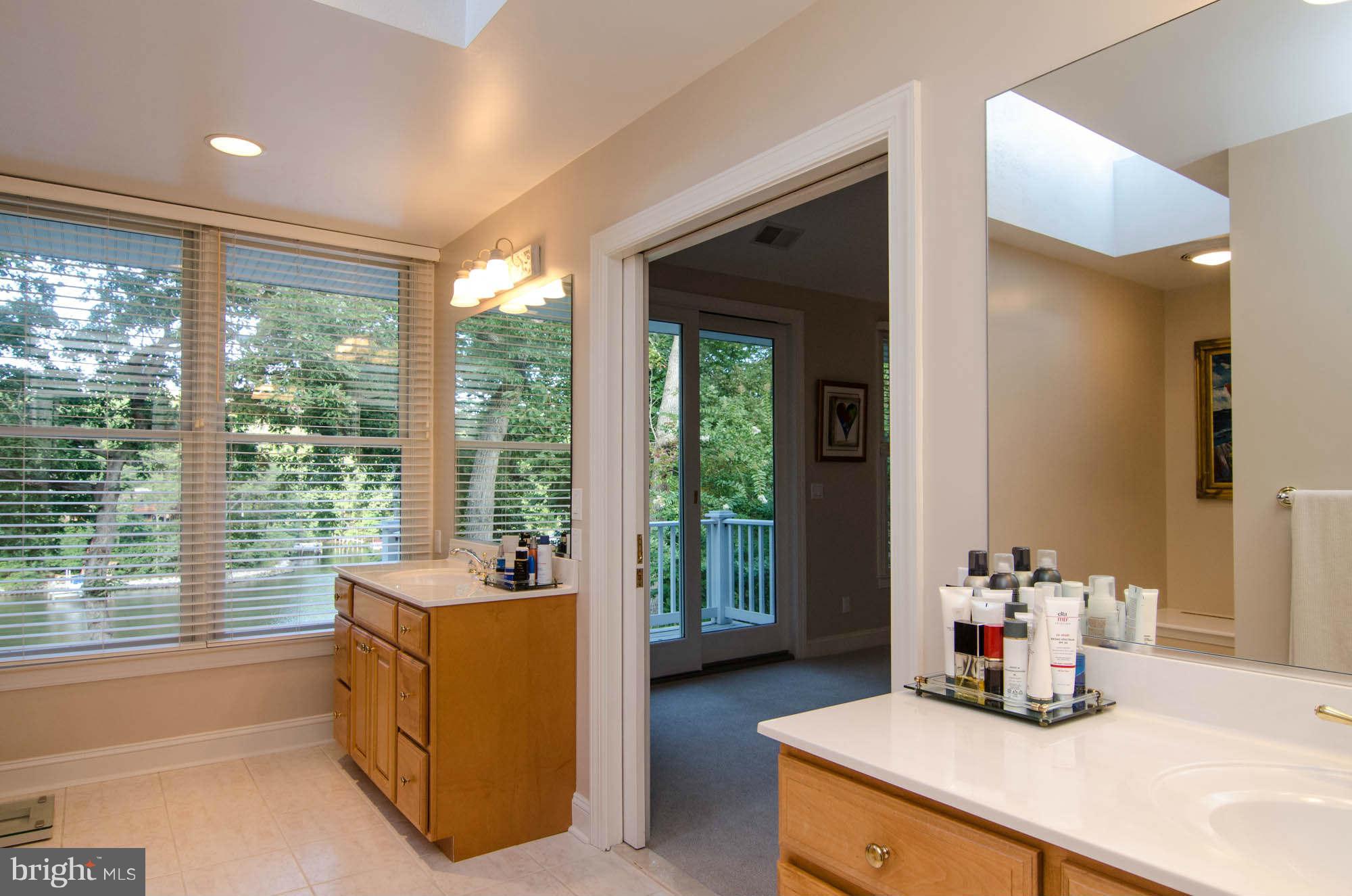 3009 Friends Road Annapolis, MD 21401 - Photo 16 of 28 Master with 2 Vanities and Water View