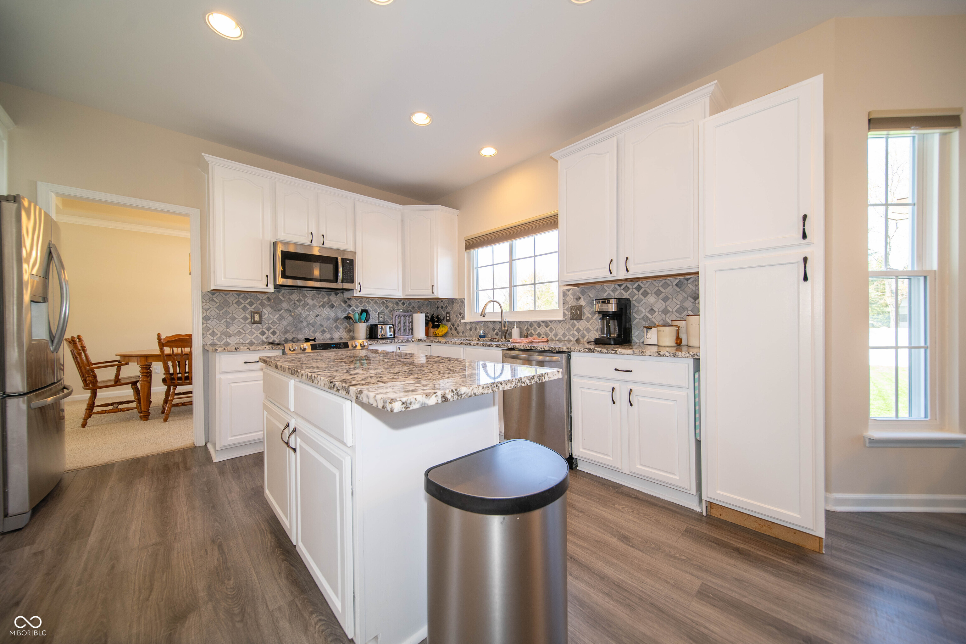 10113 Parkshore Drive Fishers, IN 46038 - Photo 11 of 44