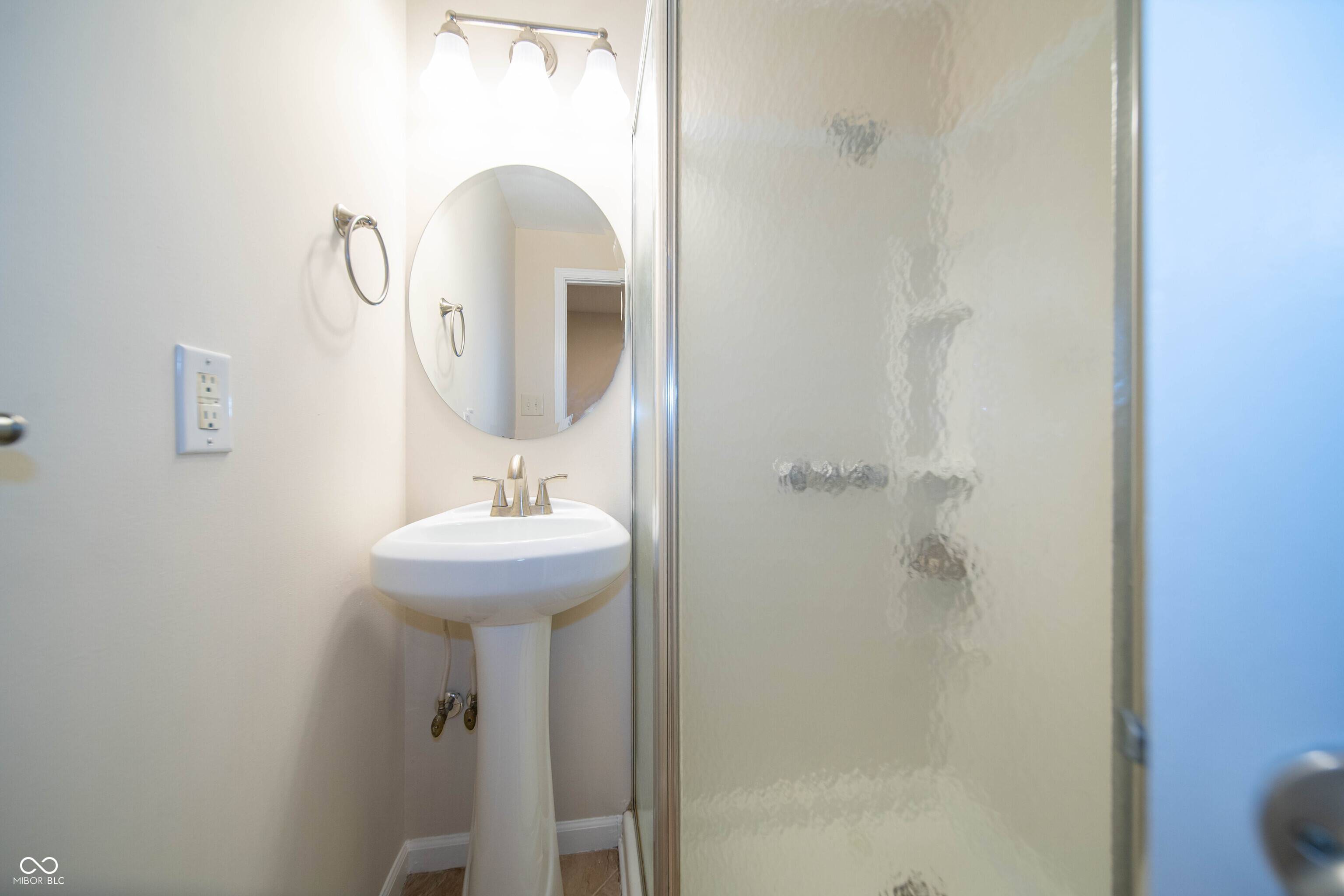 10113 Parkshore Drive Fishers, IN 46038 - Photo 24 of 44