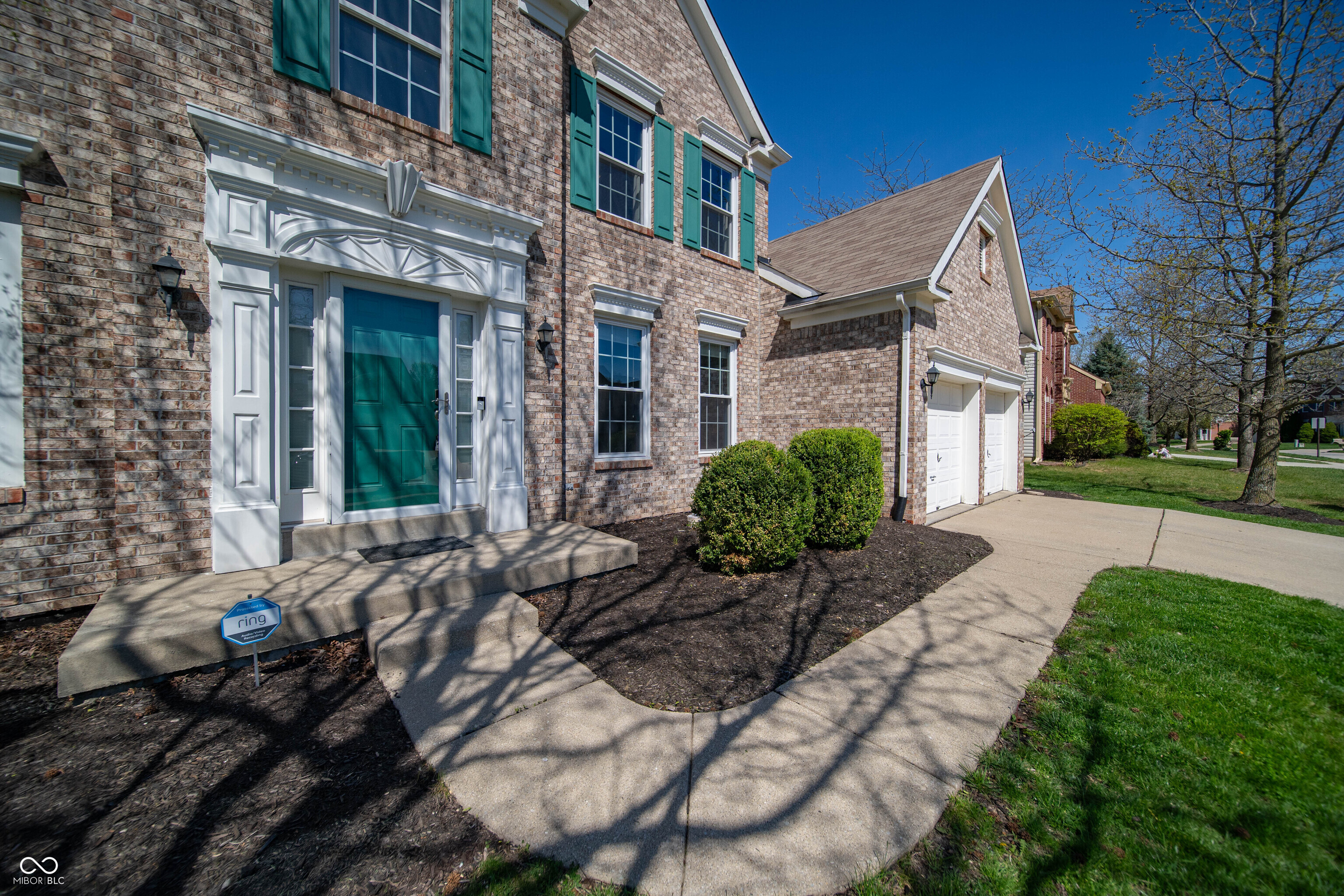 10113 Parkshore Drive Fishers, IN 46038 - Photo 4 of 44