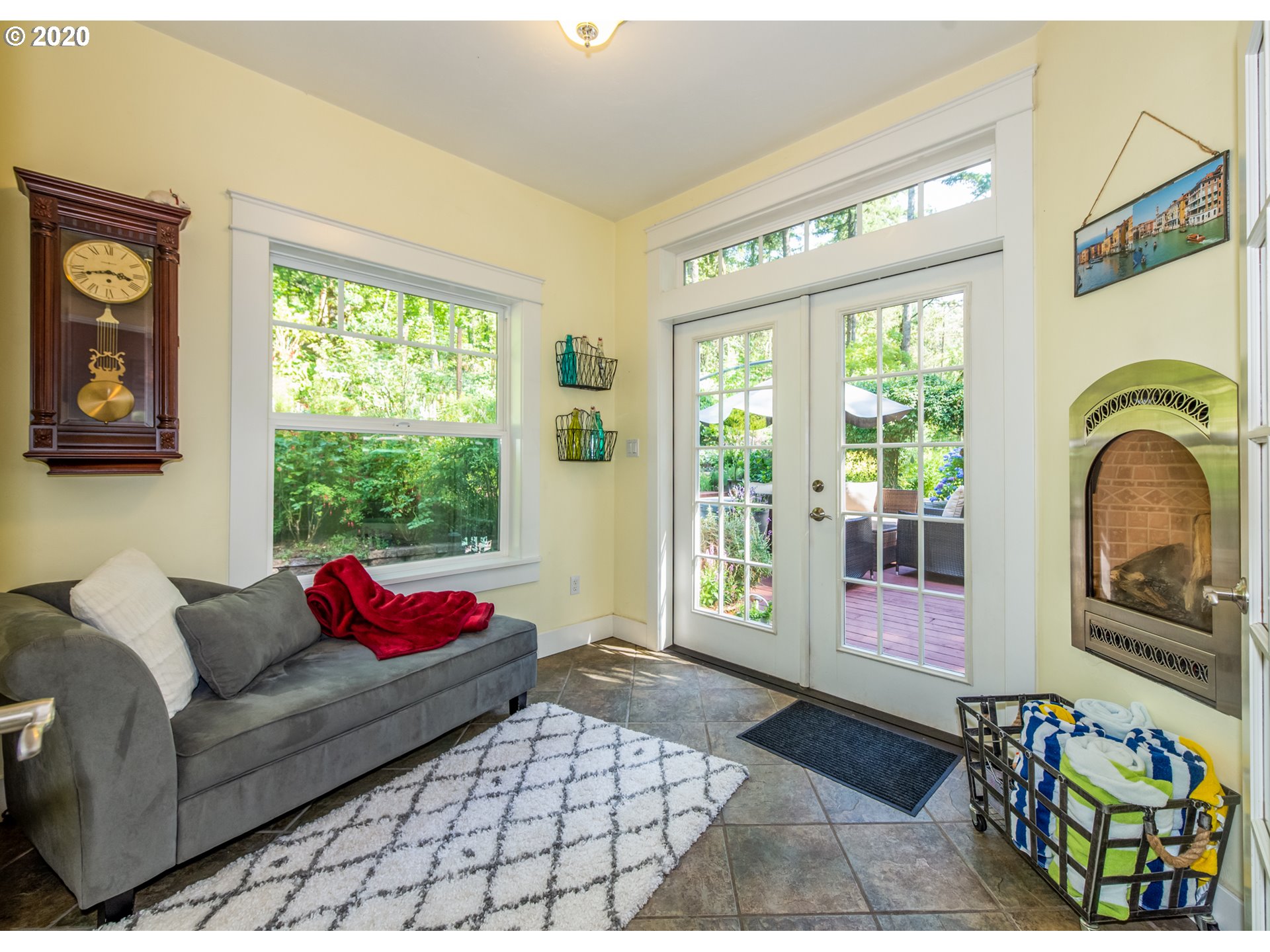 5015 Dillard Road Eugene, OR 97405 - Photo 14 of 32 Gallery Image 14