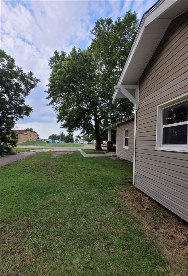 614 Maple Street Perry, OK 73077 - Photo 35 of 41 Gallery Image 35