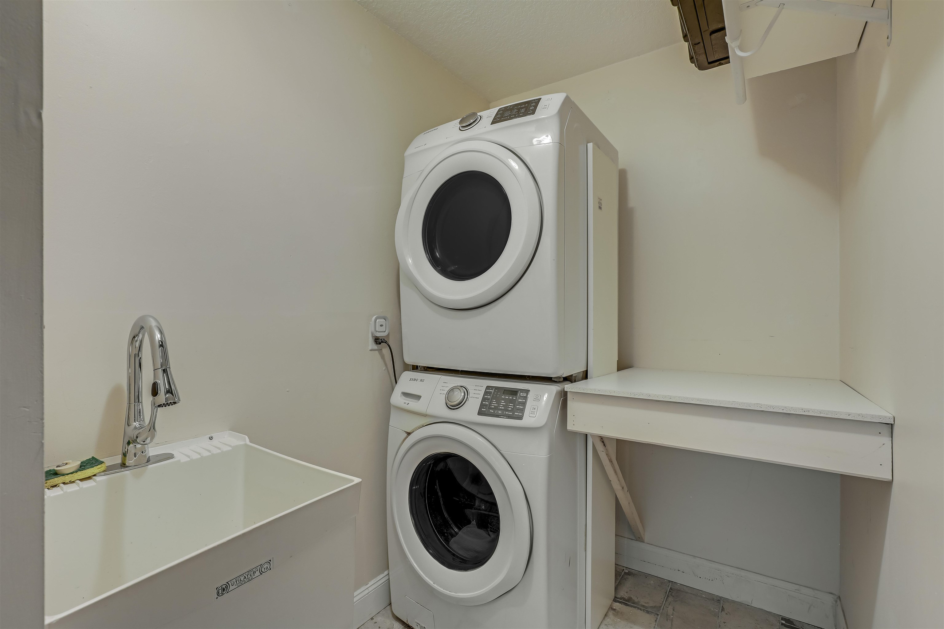 4485 Highway 16 St. Augustine, FL 32092 - Photo 34 of 59 a utility room with dryer and washer