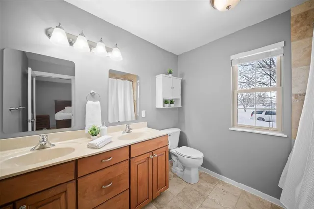 $529,900 | 738 Fieldstone Drive, Coopersville, MI 49404