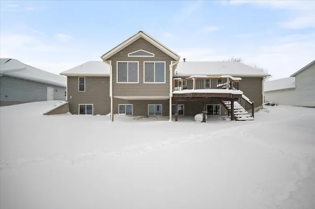 $529,900 | 738 Fieldstone Drive, Coopersville, MI 49404