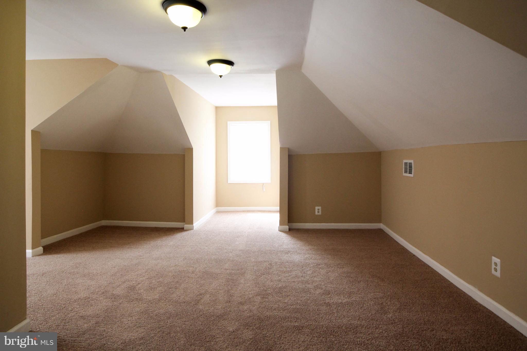 4227 Annapolis Road Baltimore, MD 21227 - Photo 23 of 30 LOFT