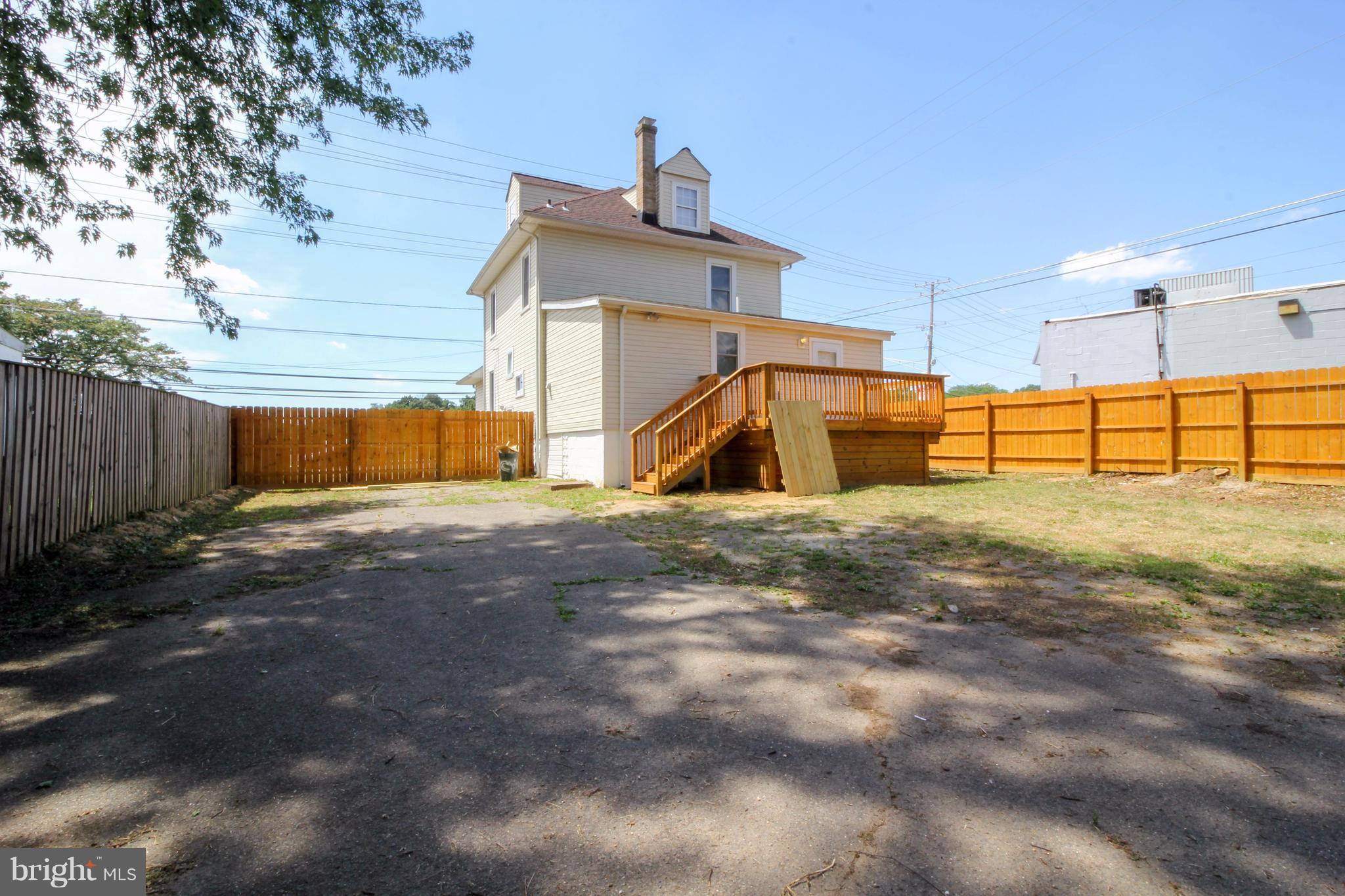4227 Annapolis Road Baltimore, MD 21227 - Photo 25 of 30 Backyard