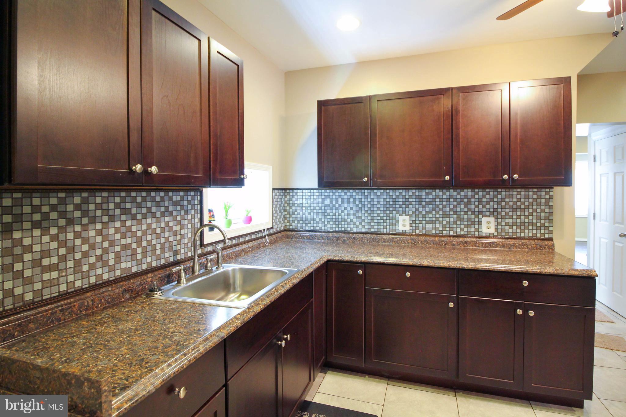 4227 Annapolis Road Baltimore, MD 21227 - Photo 8 of 30 Kitchen