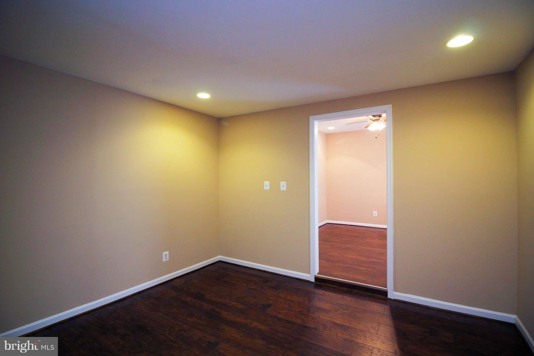 4227 Annapolis Road Baltimore, MD 21227 - Photo 10 of 30 Dining roomoom