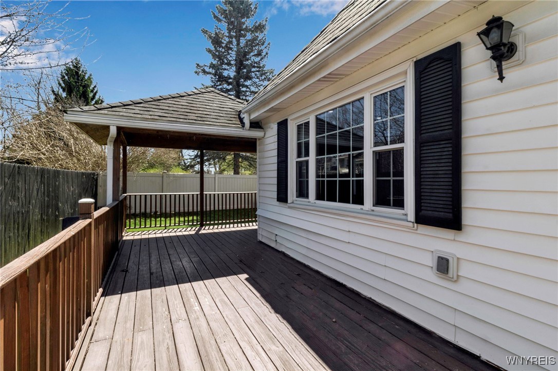 95 Brookside Drive Amherst, NY 14221 - Photo 4 of 43