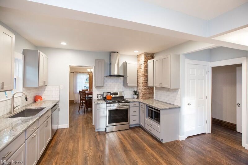 3276 Chalfant Road Cleveland, OH 44120 - Photo 11 of 29 Gallery Image 11