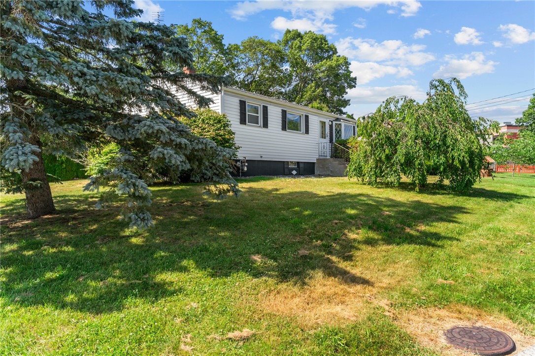 33 Limestone Street Warwick, RI 02889 - Photo 11 of 36 Gallery Image 11