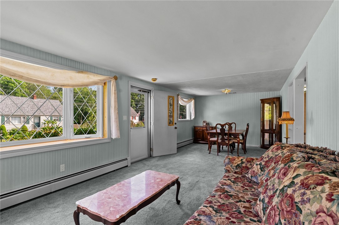 33 Limestone Street Warwick, RI 02889 - Photo 15 of 36 Gallery Image 15