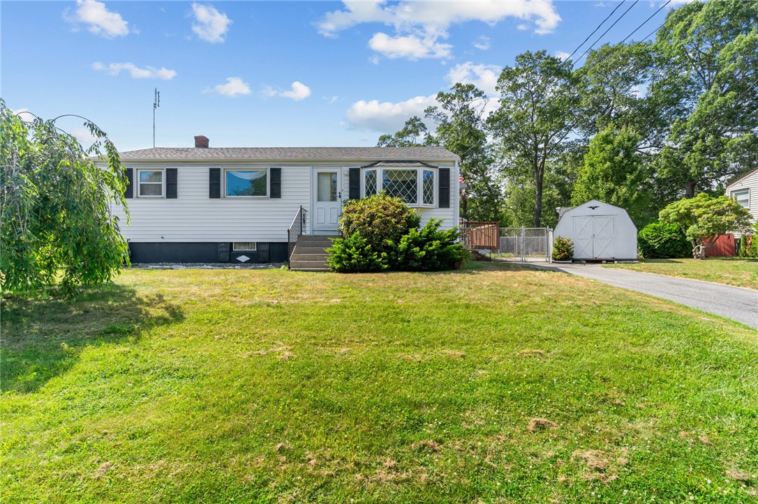 33 Limestone Street Warwick, RI 02889 - Photo 2 of 36 Gallery Image 2